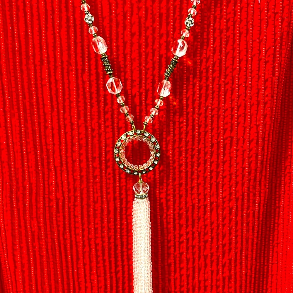 Exquisite long crystal necklace. In perfect pre-loved condition.